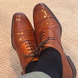Anthony Veer “Genoa” cap-toe oxfords size 9 in cognac
